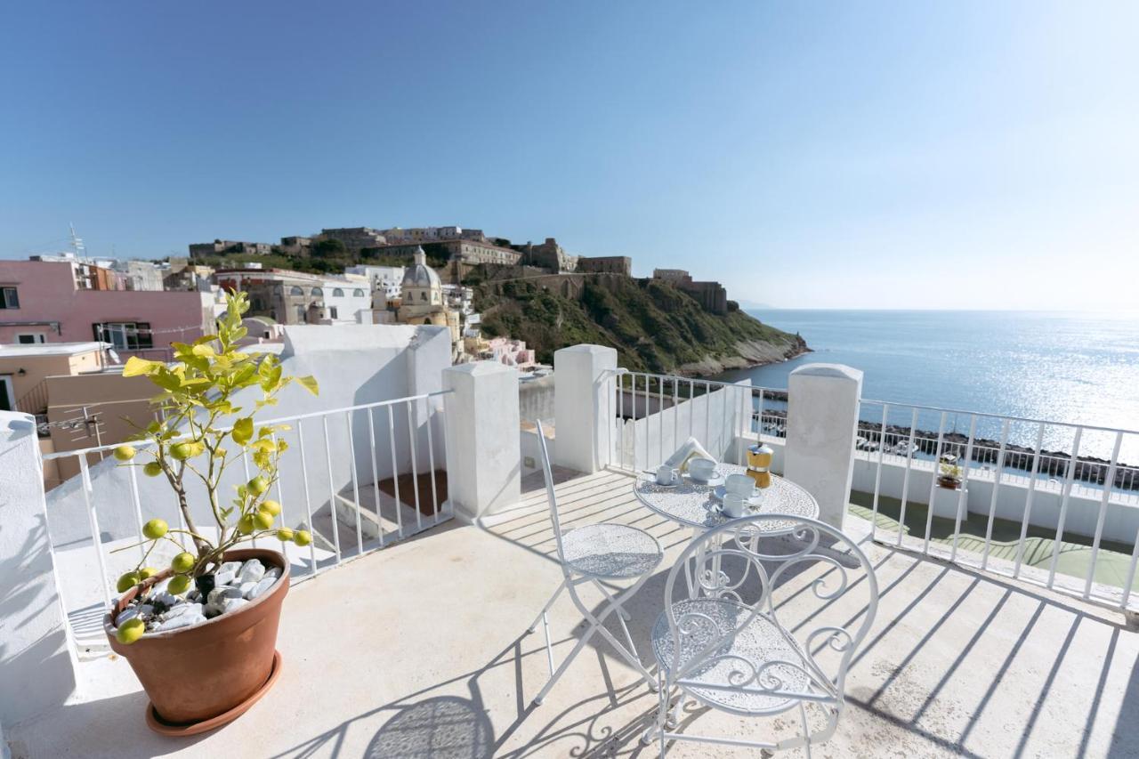 TORRETTA CORRICELLA- Torretta Lägenhet Procida Exteriör bild