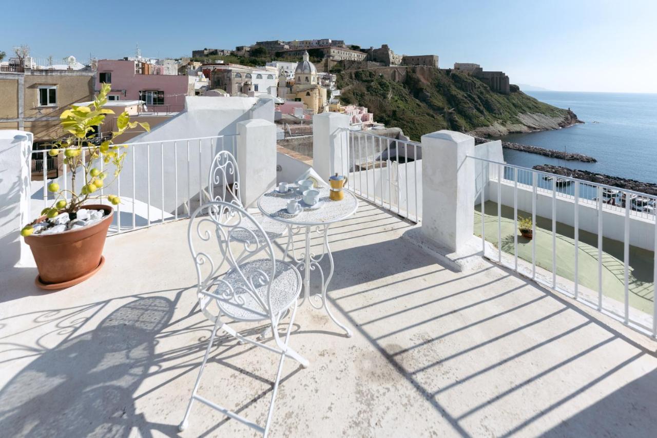 TORRETTA CORRICELLA- Torretta Lägenhet Procida Exteriör bild