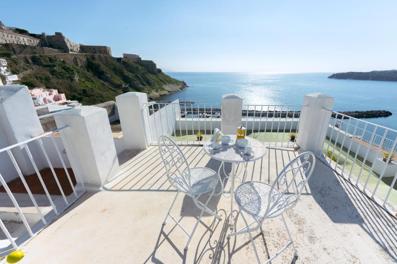 TORRETTA CORRICELLA- Torretta Lägenhet Procida Exteriör bild